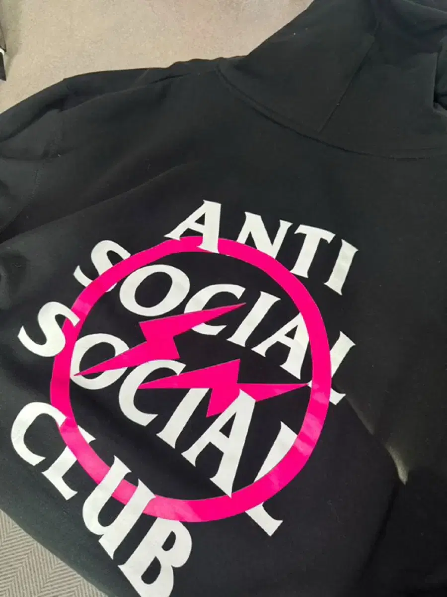 Anti Social Club x 프라그먼트 안티소셜클럽후드